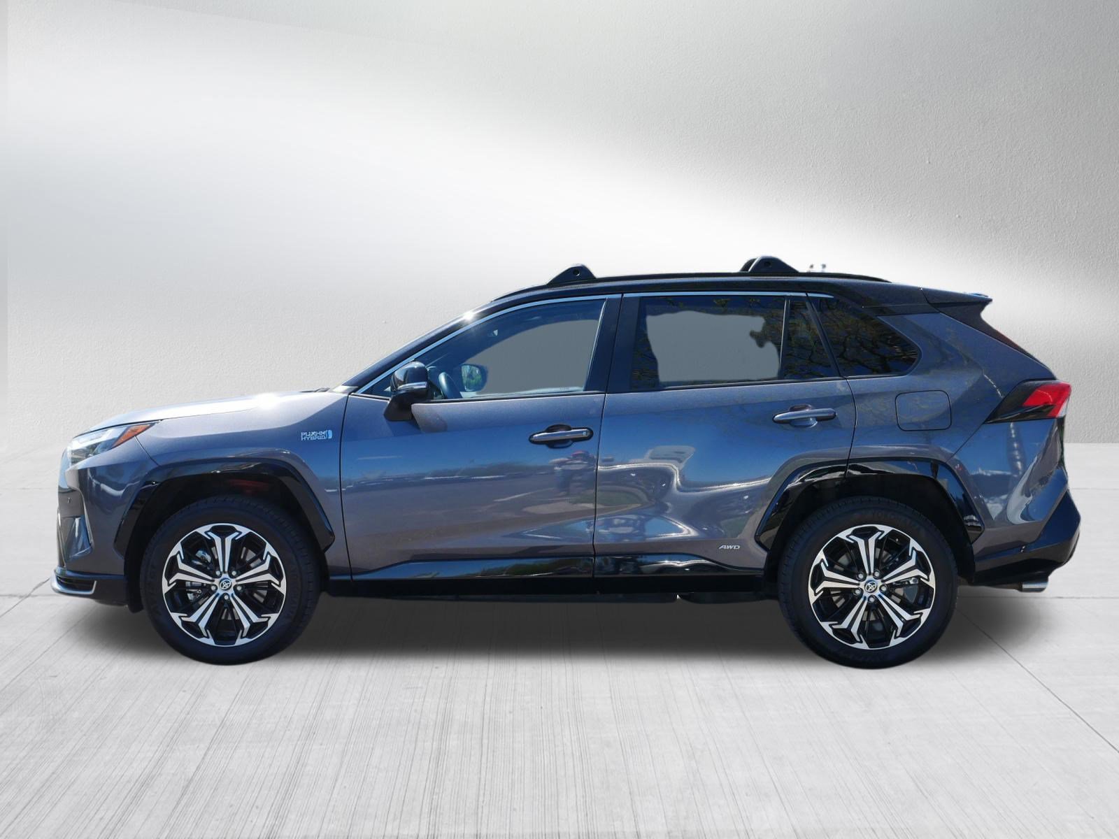 Used 2024 Toyota RAV4 XSE w/ Premium Package AWD/4WD image 4