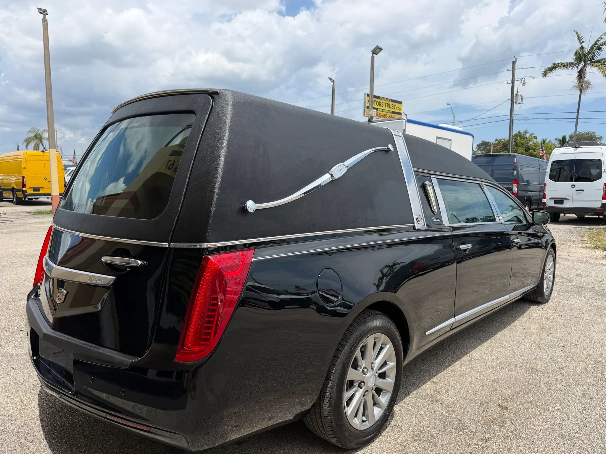 Used 2016 Cadillac XTS FWD image 5