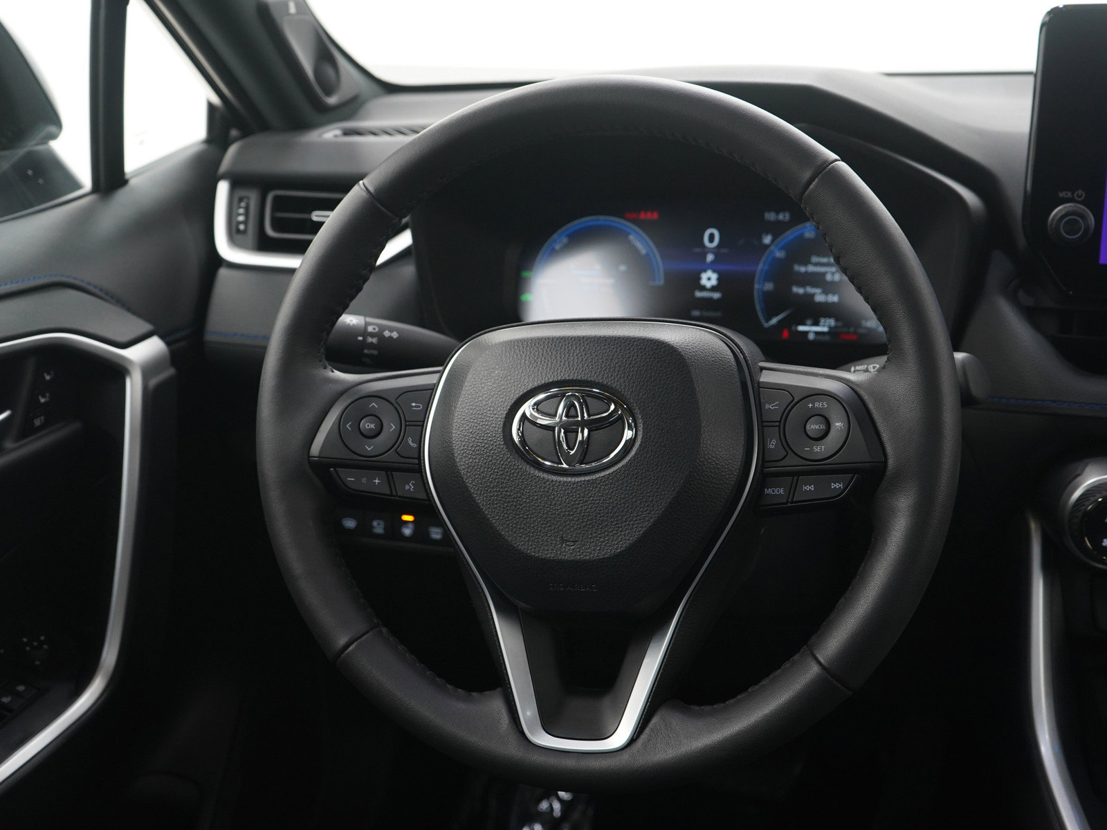 Used 2024 Toyota RAV4 XSE w/ Advanced Technology Package image 14