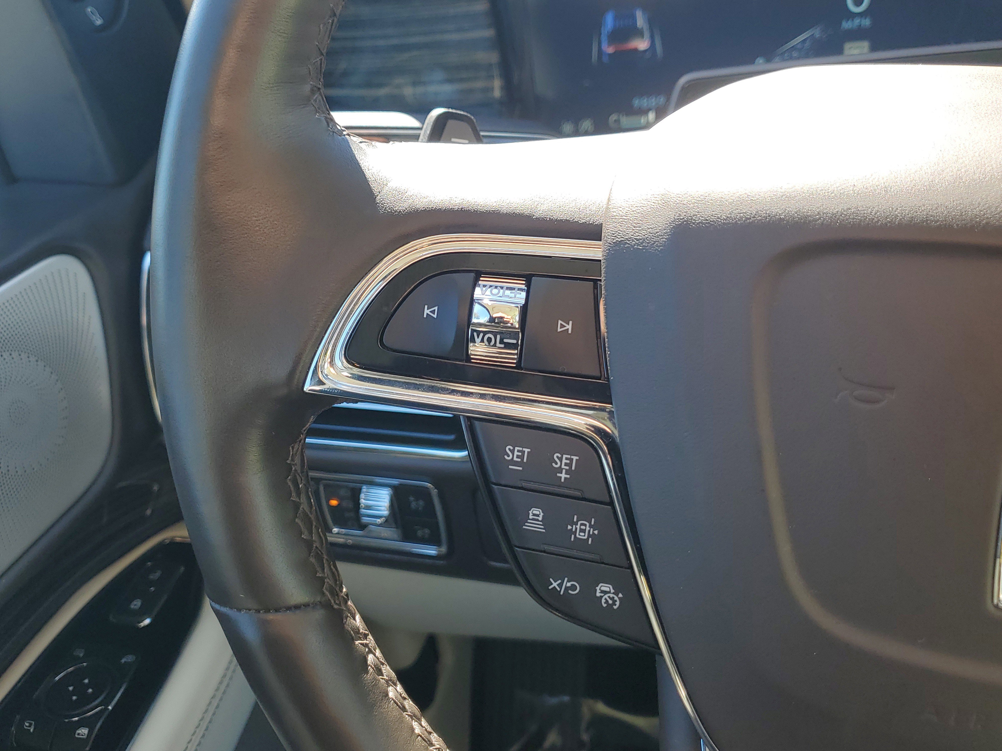 Used 2024 Lincoln Navigator Black Label image 26