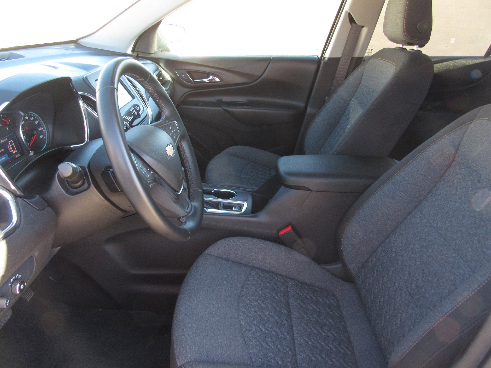 Used 2024 Chevrolet Equinox LT image 16