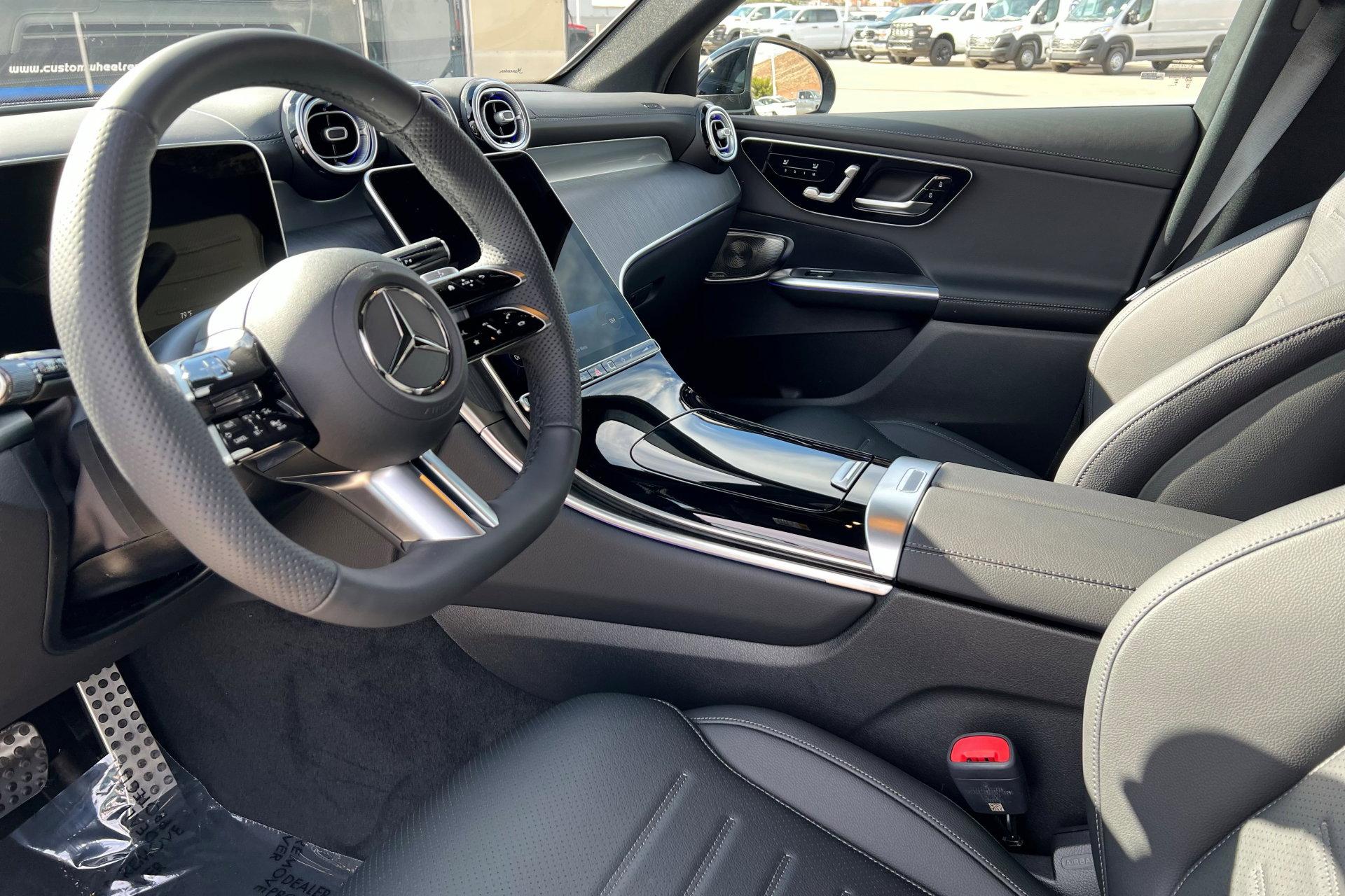 New 2026 Mercedes-Benz GLC 300 4MATIC image 15