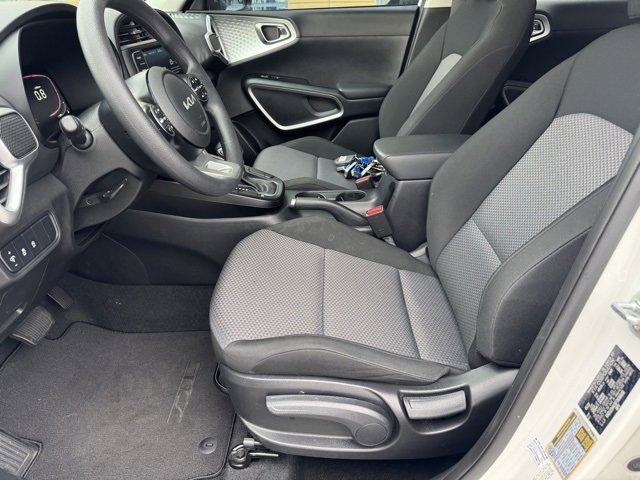 Certified 2023 Kia Soul LX w/ LX Technology Package image 16