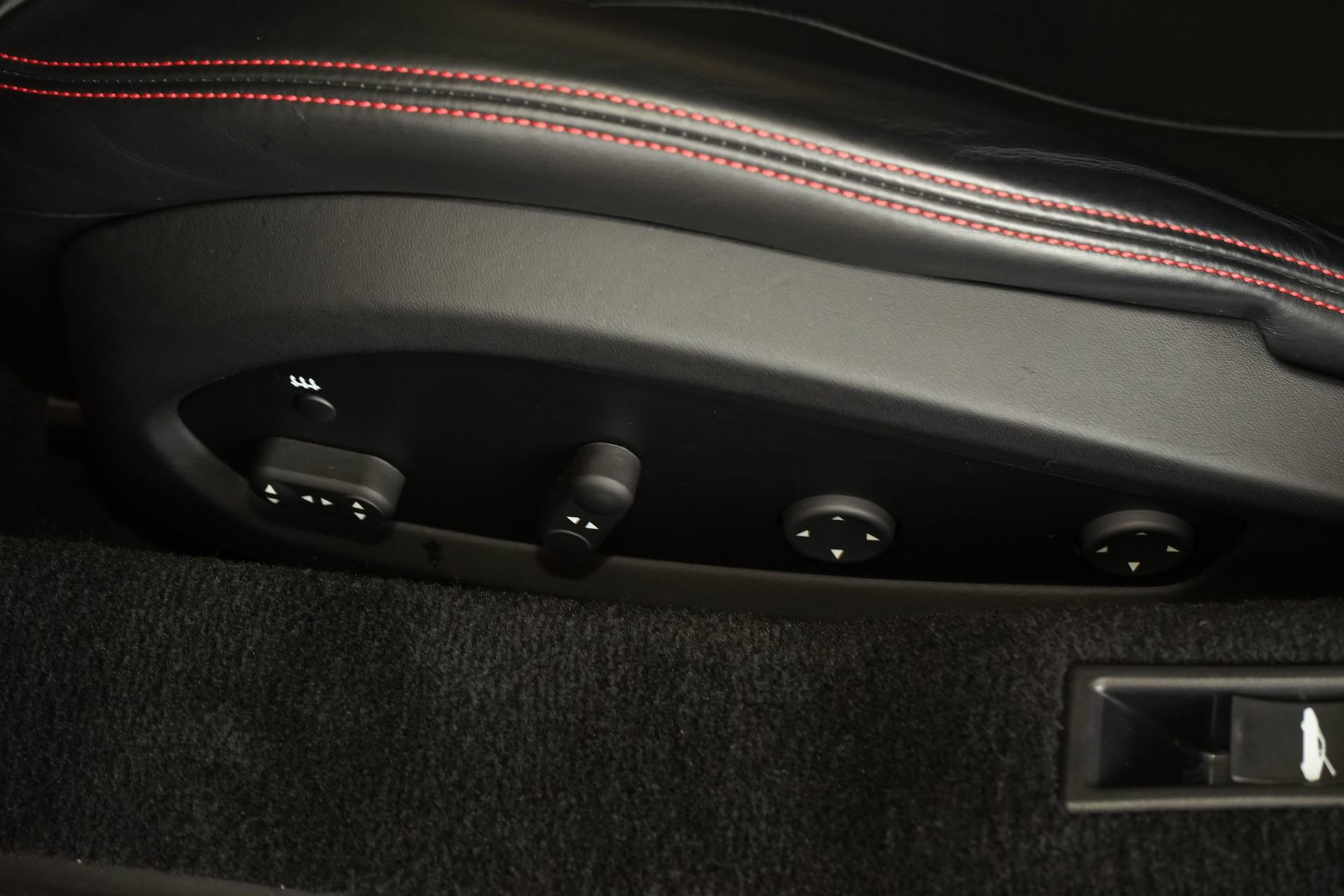 Used 2020 Ferrari F8 Tributo RWD image 20