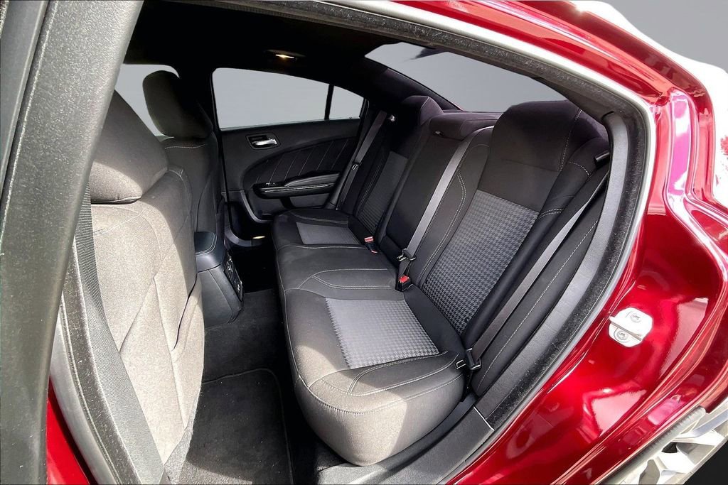 Used 2023 Dodge Charger SXT w/ Blacktop Package image 19