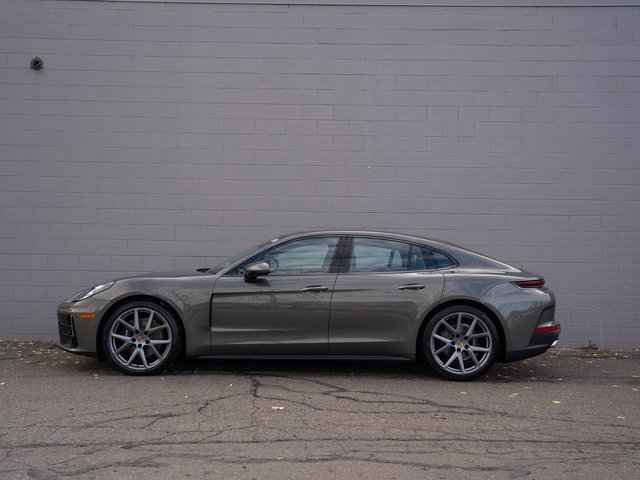 New 2026 Porsche Panamera 4 video 2