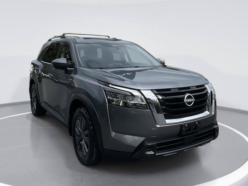 Used 2022 Nissan Pathfinder SV w/ SV Premium Package AWD/4WD image 1