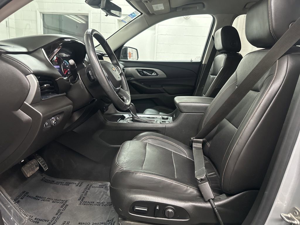 Used 2021 Chevrolet Traverse RS AWD/4WD image 20