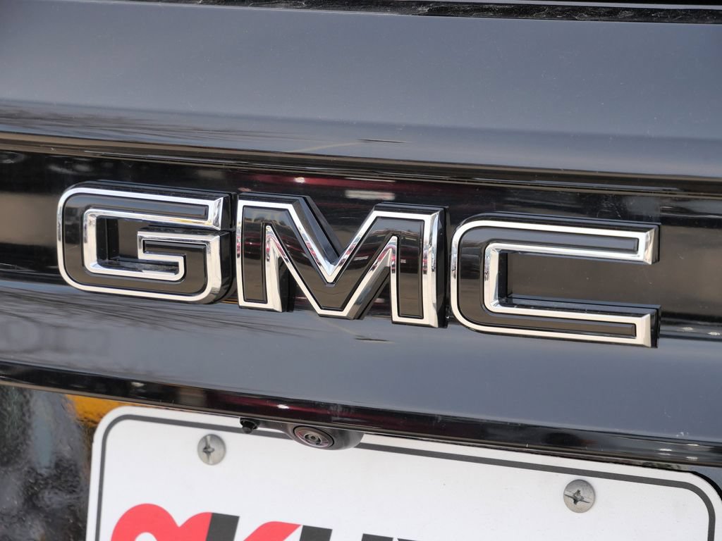 New 2026 GMC Acadia Elevation w/ Black Edition AWD/4WD image 13