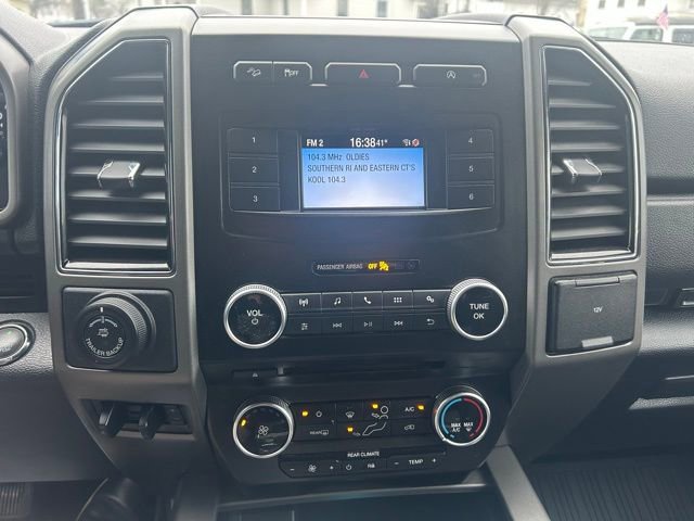 Used 2018 Ford Expedition XLT image 26