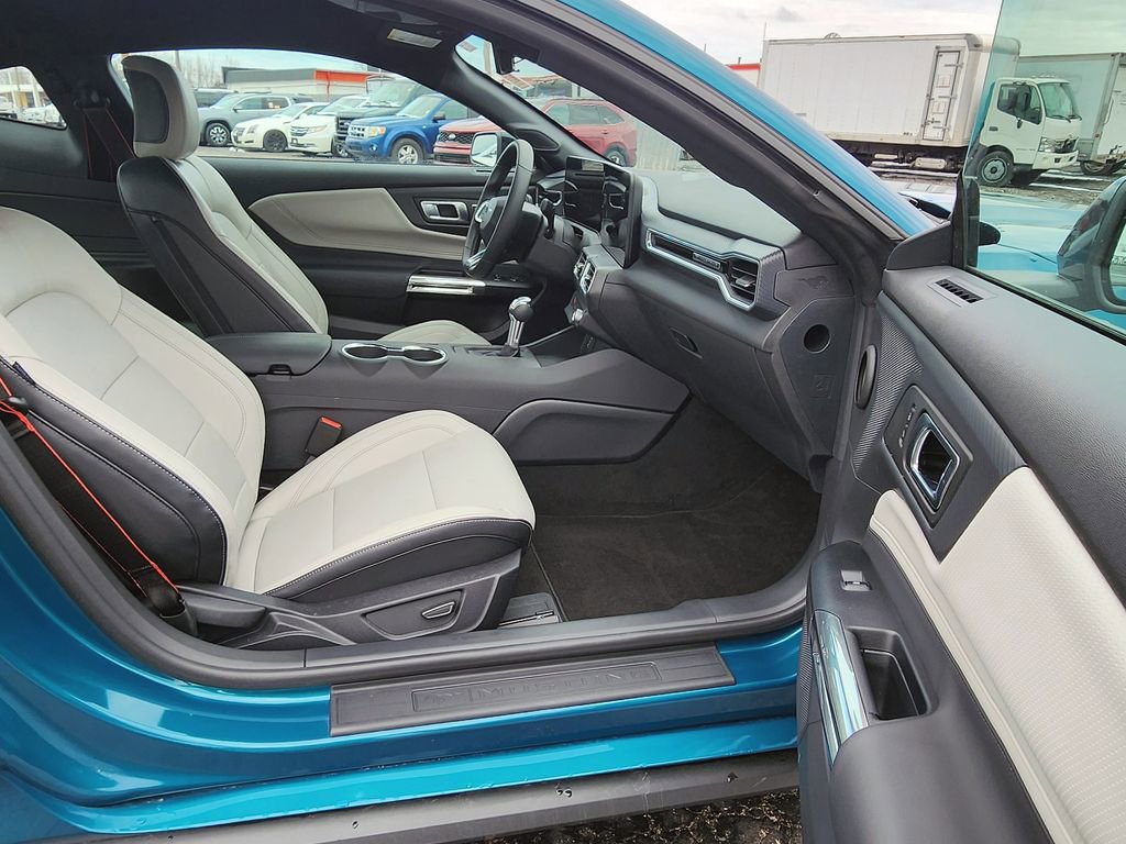 Used 2026 Ford Mustang Premium w/ Mustang Nite Pony Package image 31