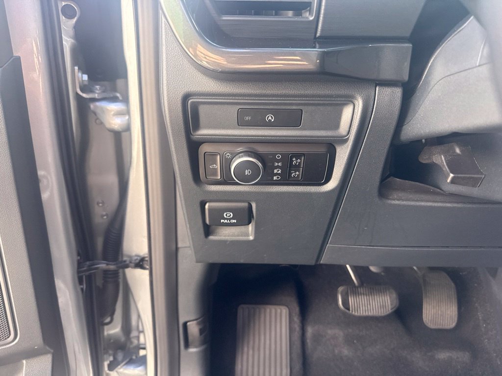 Used 2025 Ford F150 STX w/ Equipment Group 200A AWD/4WD image 18
