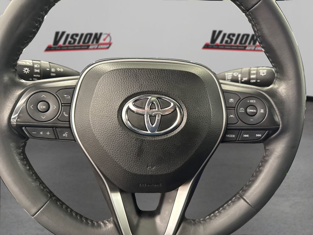 Used 2023 Toyota Corolla Cross XLE w/ Convenience Package image 25