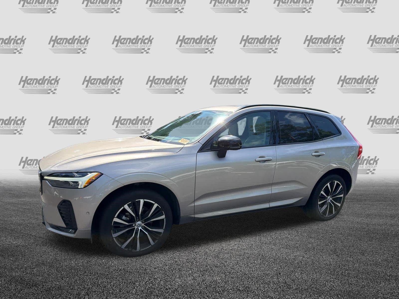 Used 2024 Volvo XC60 B5 Plus w/ Protection Package Premier AWD/4WD image 9