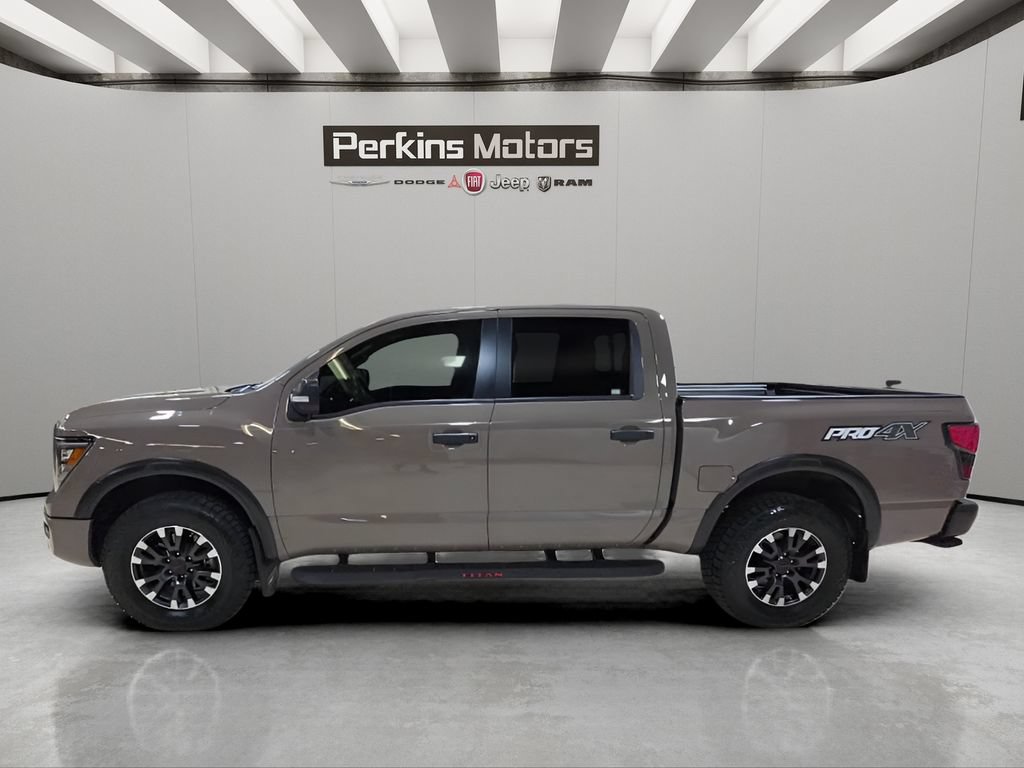 Used 2024 Nissan Titan PRO-4X w/ Pro-4x Convenience Package AWD/4WD image 2