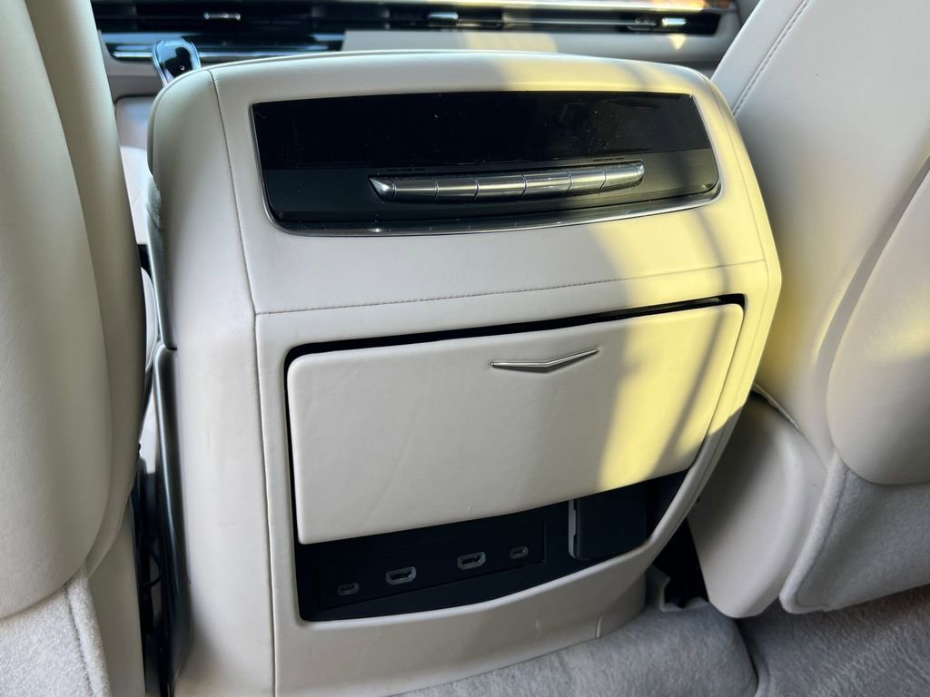 Certified 2024 Cadillac Escalade ESV Sport Platinum w/ LPO, ONYX Package AWD/4WD image 14