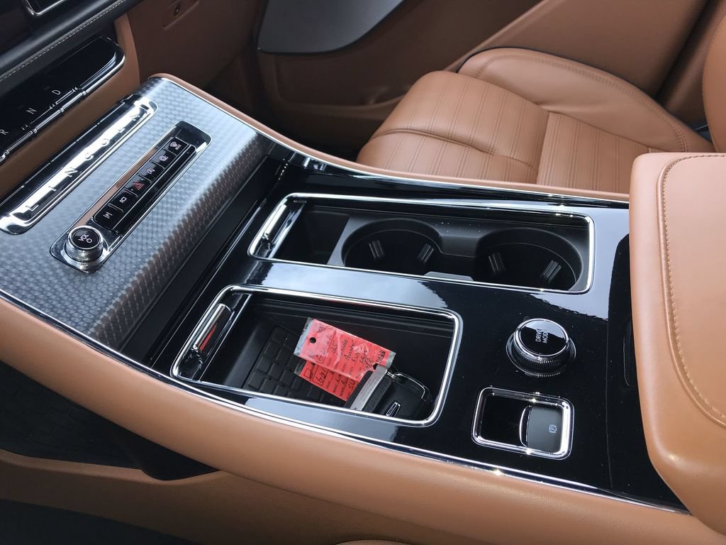 Used 2025 Lincoln Aviator Black Label AWD/4WD image 21