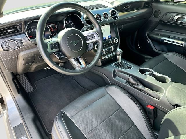 Used 2020 Ford Mustang GT Premium w/ GT Performance Package RWD image 9