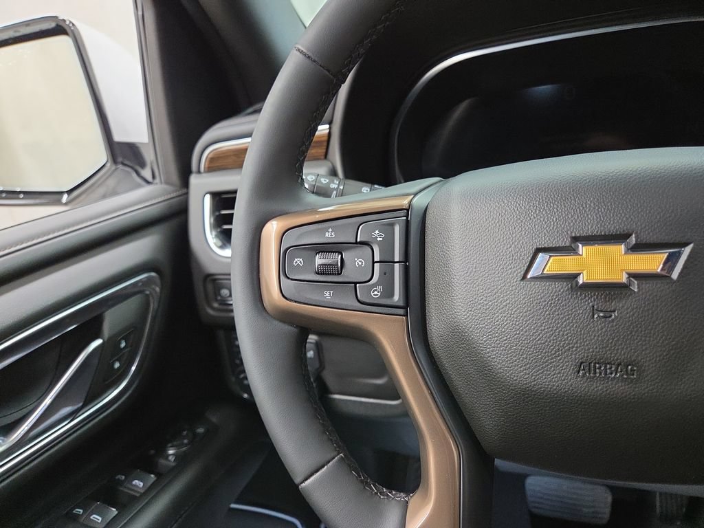 Certified 2023 Chevrolet Suburban High Country w/ Premium Package 2 AWD/4WD image 22