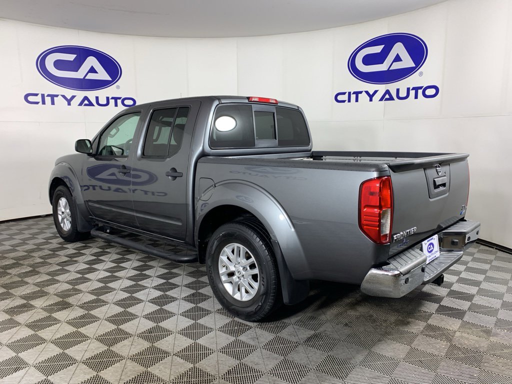 Used 2017 Nissan Frontier SV w/ SV Value Truck Package image 5