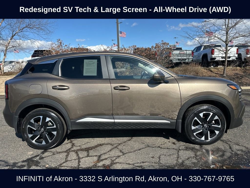 Used 2025 Nissan Kicks SV image 13