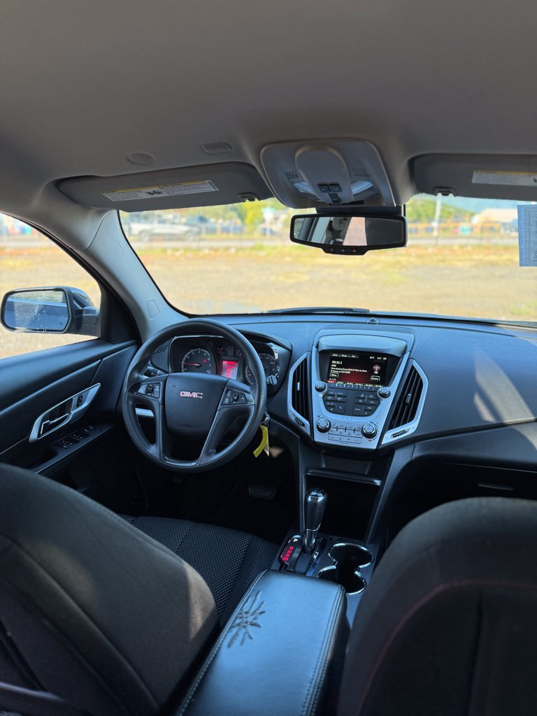 Used 2017 GMC Terrain SLE AWD/4WD image 24