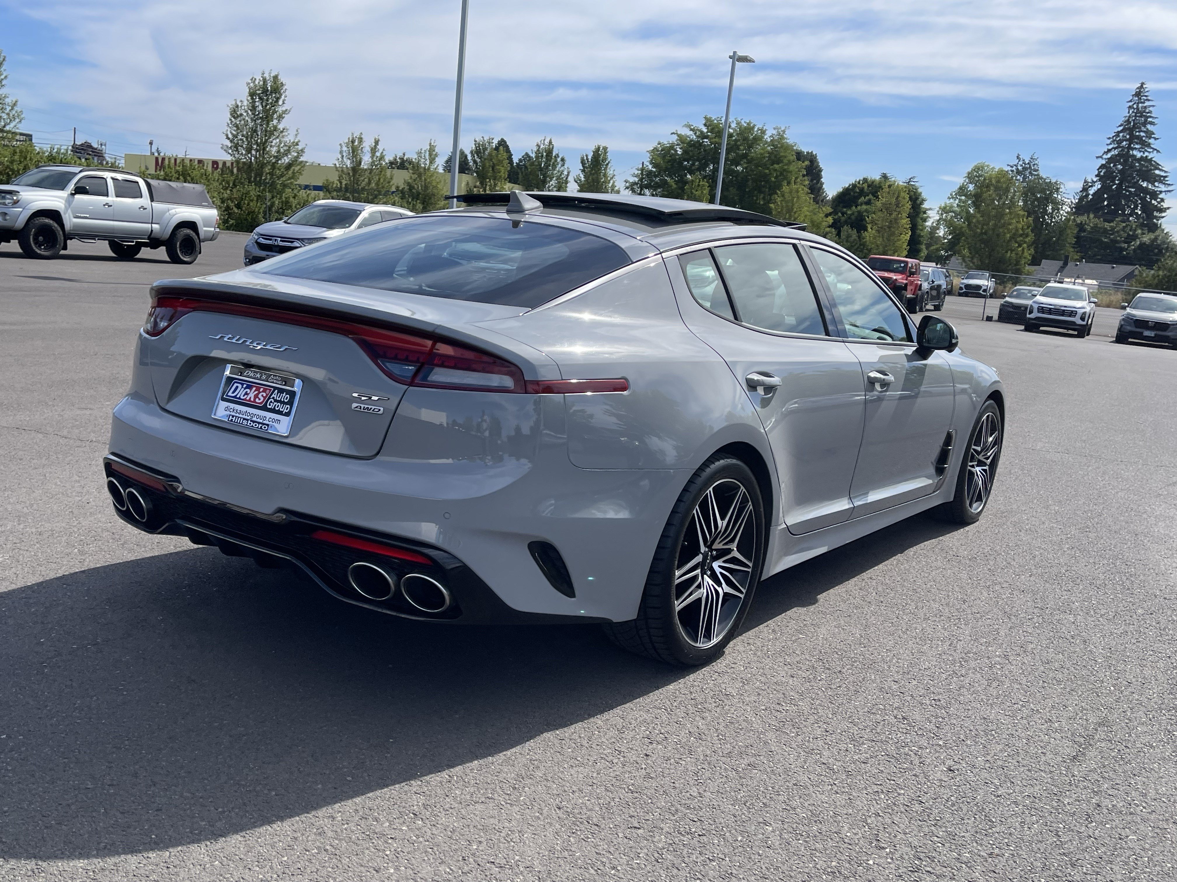 Used 2022 Kia Stinger GT2 AWD/4WD image 5