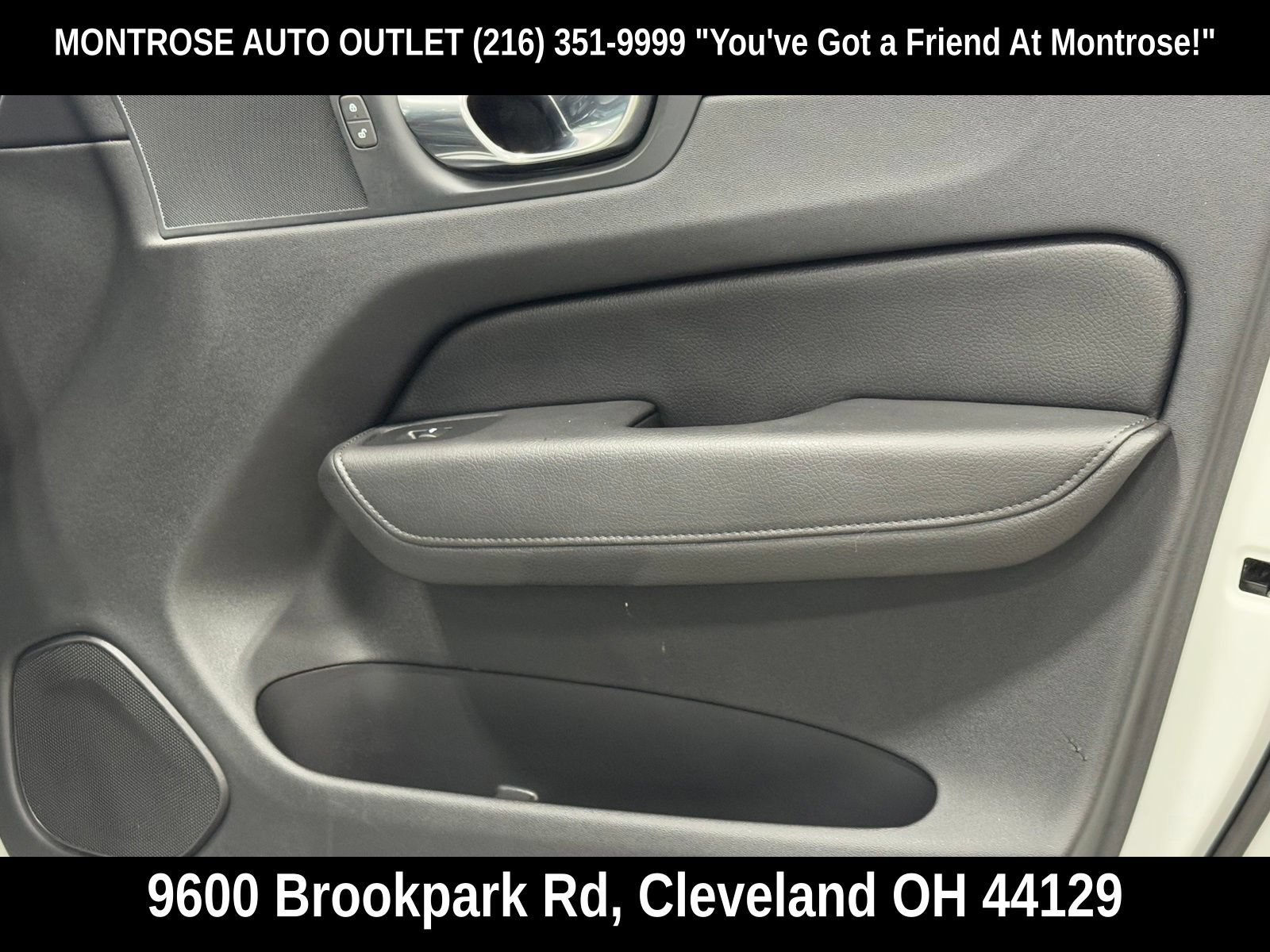Used 2021 Volvo XC60 T5 Momentum w/ Protection Package AWD/4WD image 49