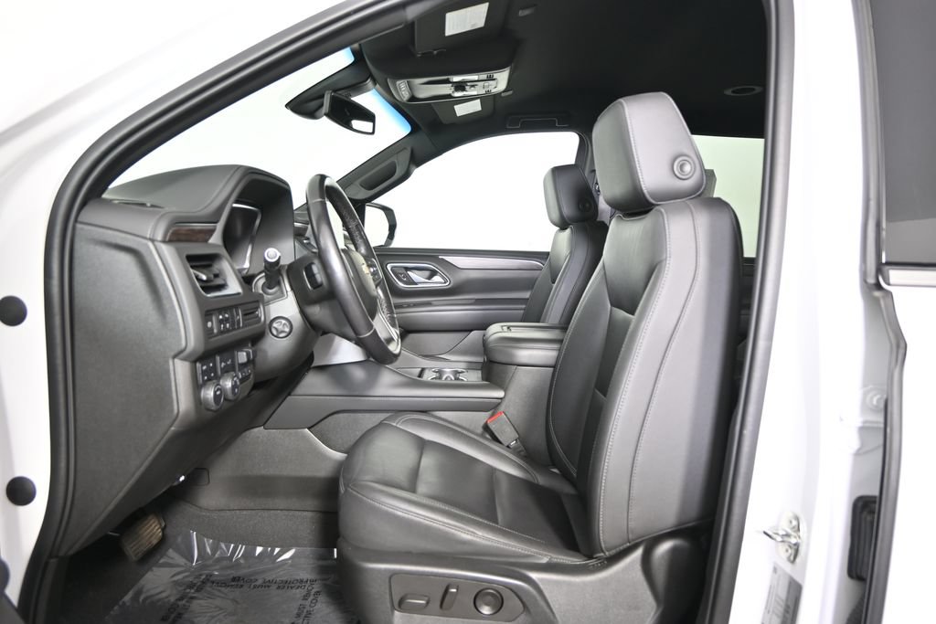 Used 2022 Chevrolet Tahoe LT w/ Luxury Package AWD/4WD image 21