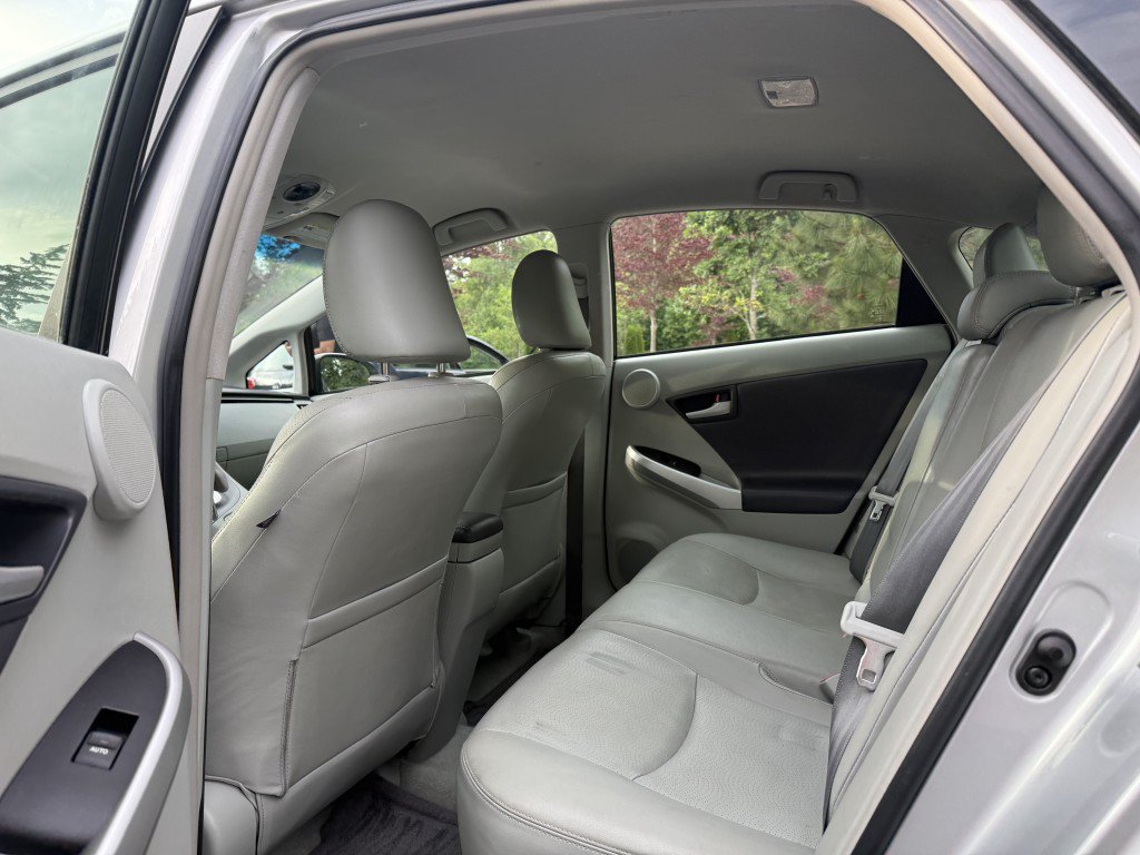 Used 2010 Toyota Prius Five FWD image 18