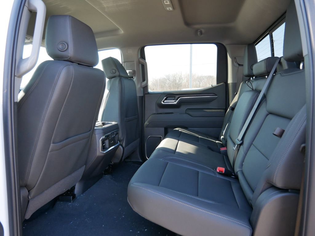 New 2026 GMC Sierra 1500 SLT w/ SLT Premium Plus Package image 8
