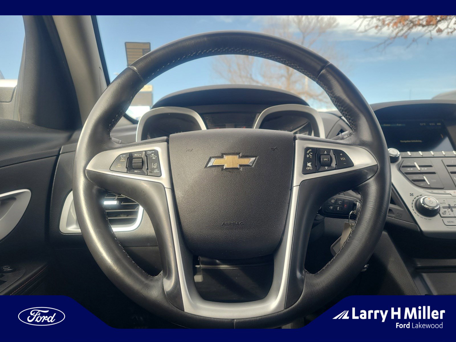 Used 2015 Chevrolet Equinox LTZ image 9