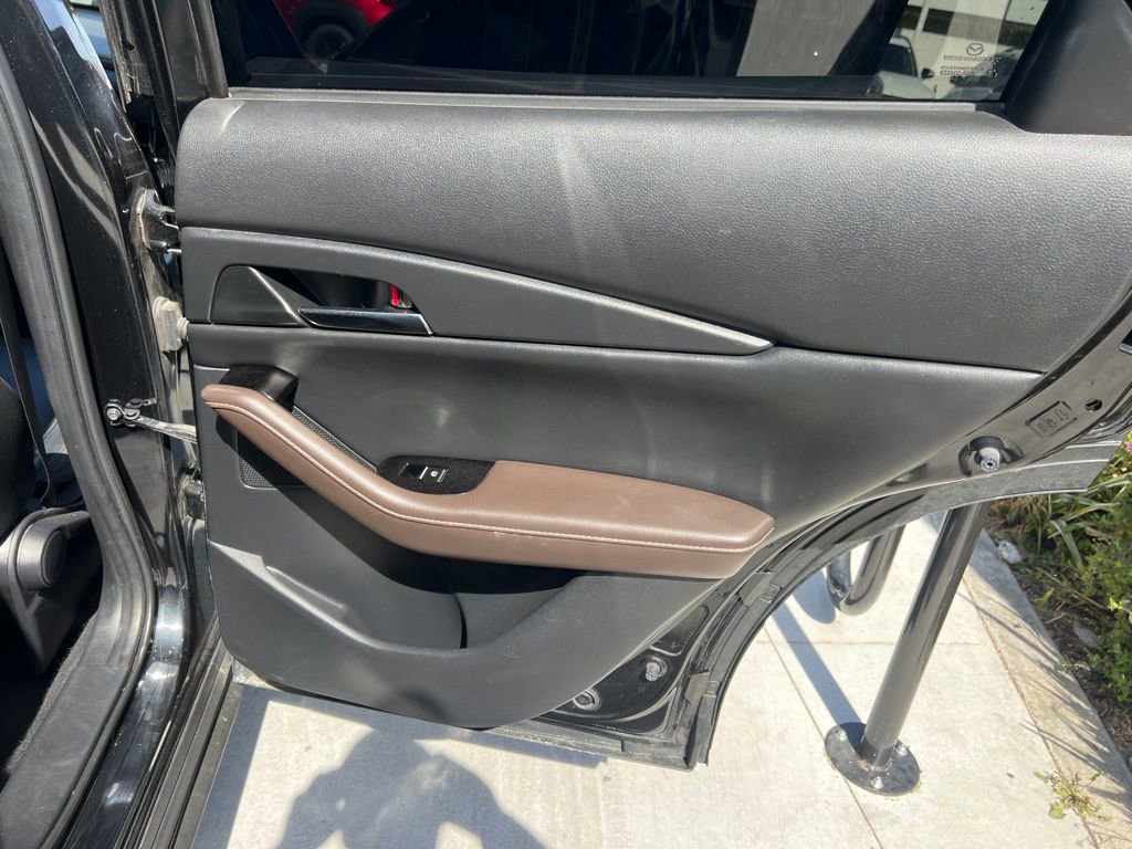 Used 2021 MAZDA CX-30 2.5 Turbo w/ Premium Plus Pkg image 33