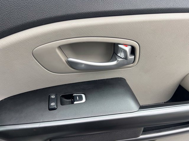 Used 2015 Kia Sedona LX FWD image 30