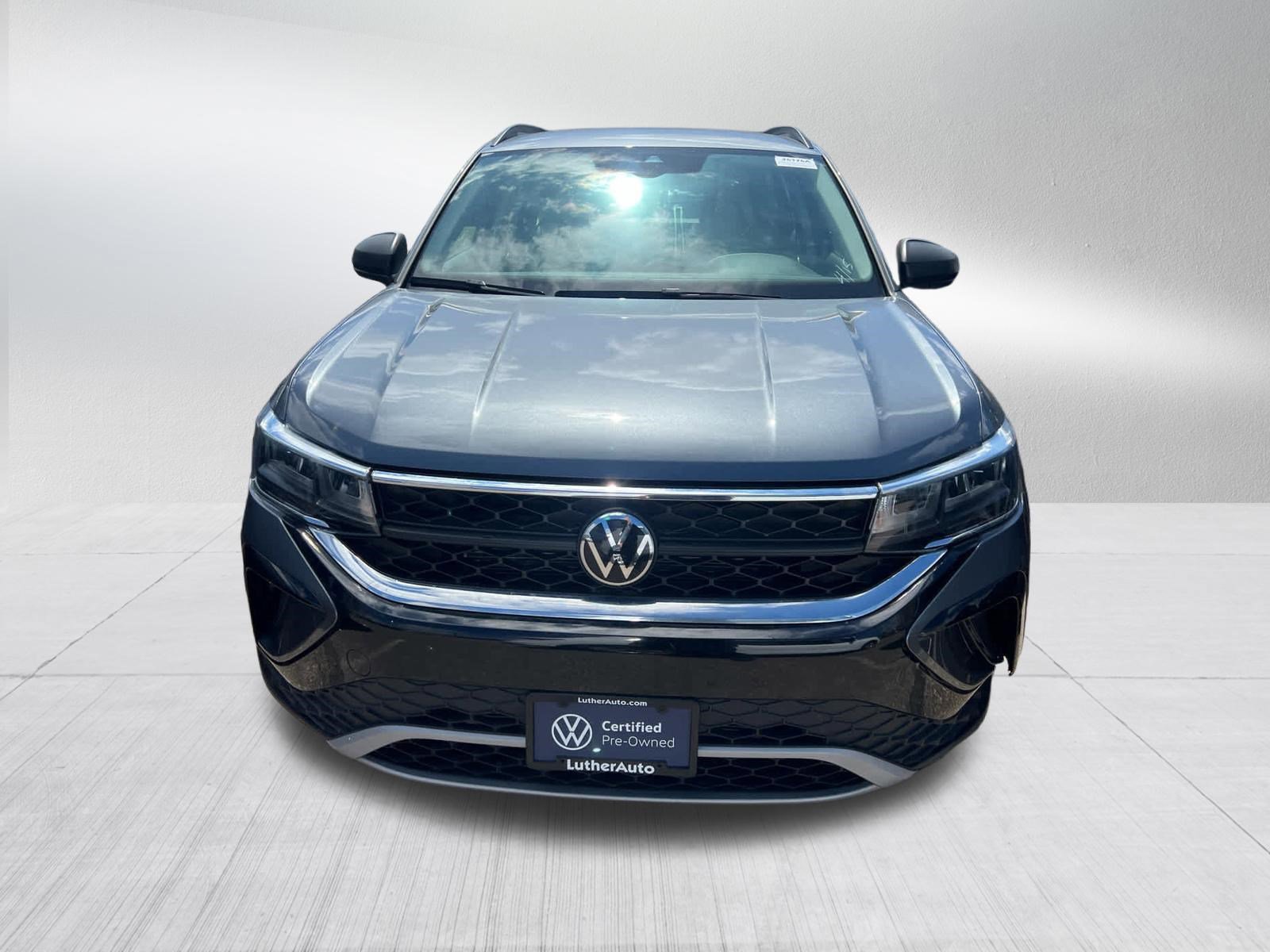 Used 2023 Volkswagen Taos S w/ Driver Assistance Package AWD/4WD image 2