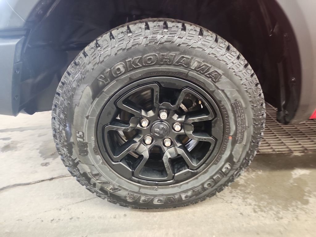 Used 2022 RAM 1500 Classic Warlock AWD/4WD image 6