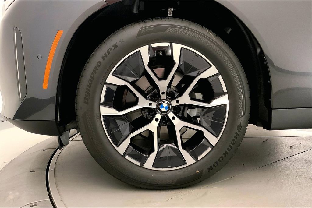 New 2025 BMW X3 xDrive30i w/ Premium Package image 9