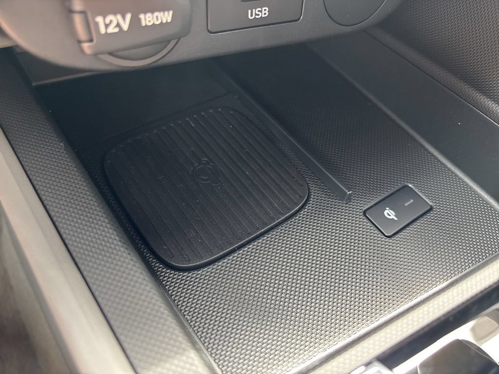 New 2025 Hyundai Elantra SEL FWD image 30