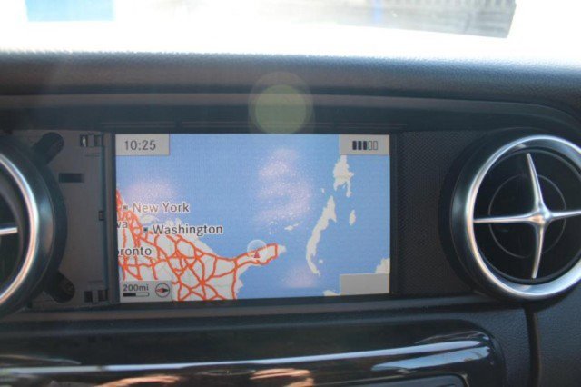 Used 2015 Mercedes-Benz SLK 250 w/ Premium Package image 31