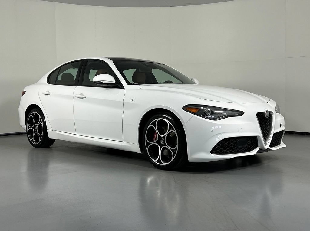 Used 2022 Alfa Romeo Giulia Ti