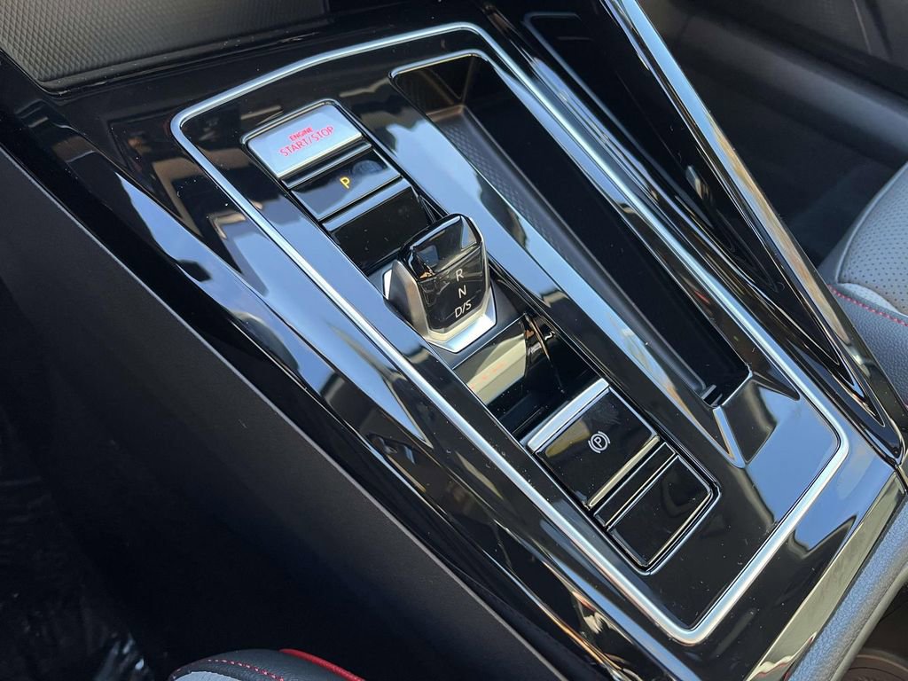 New 2026 Volkswagen GTI SE FWD image 28