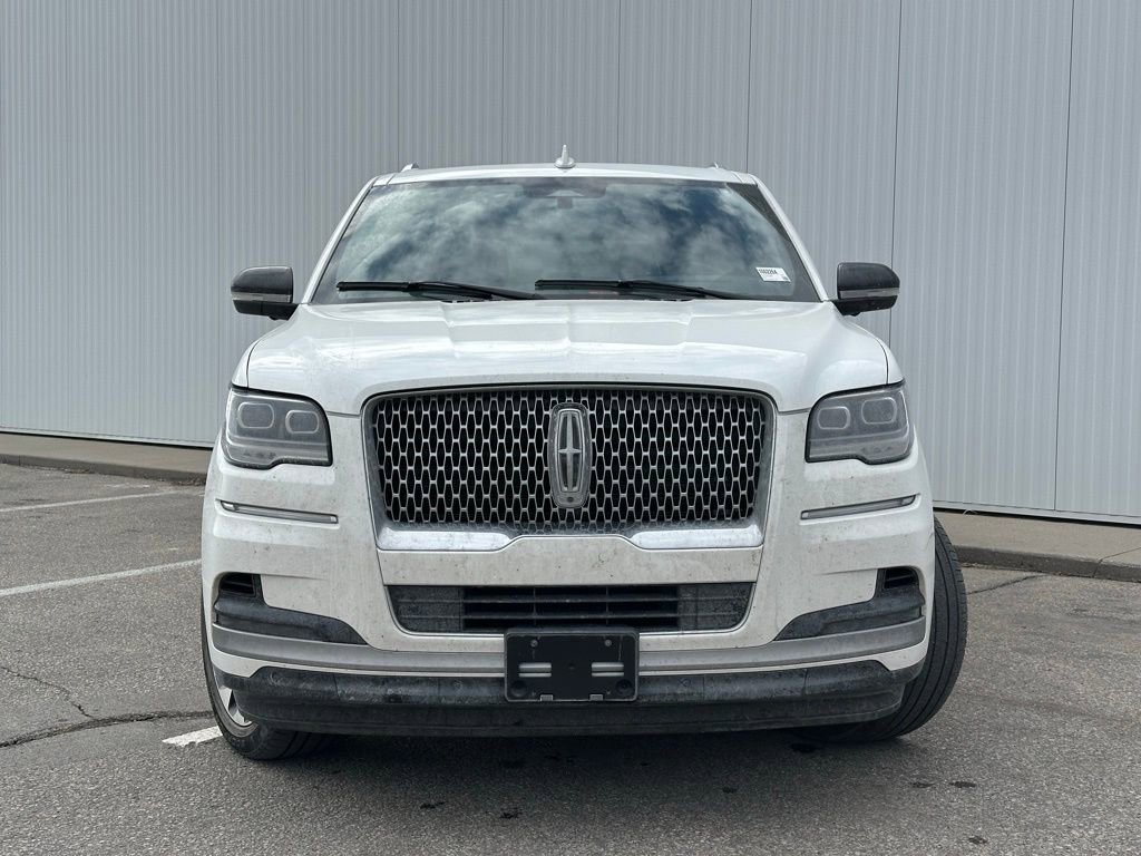 Used 2023 Lincoln Navigator L Reserve image 7