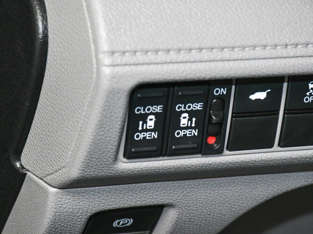 Used 2019 Honda Odyssey EX-L image 11