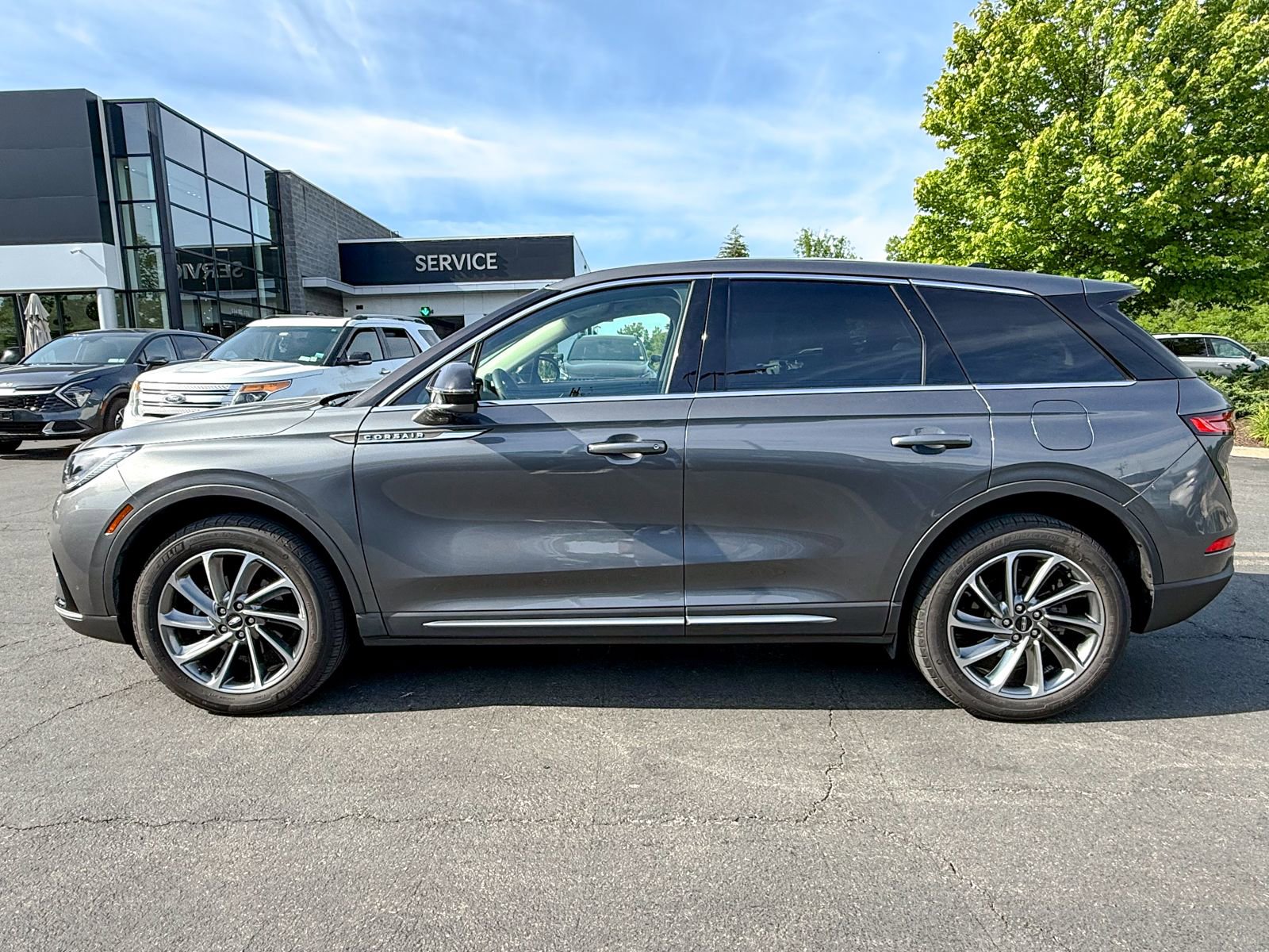 Used 2023 Lincoln Corsair AWD w/ Equipment Group 101A image 10