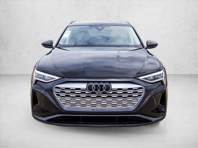 Certified 2024 Audi Q8 e-tron Premium Plus AWD/4WD video 2