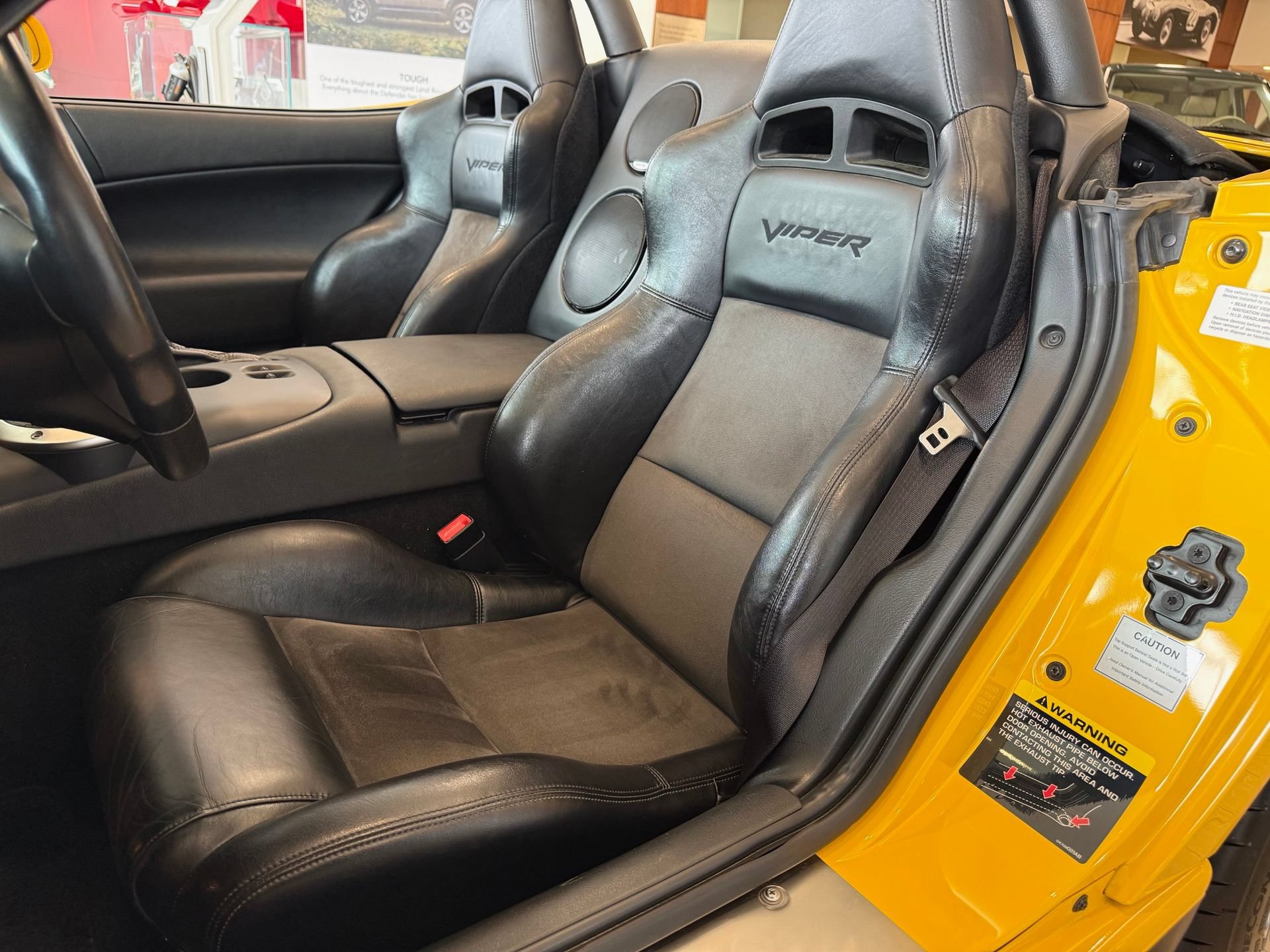 Used 2005 Dodge Viper SRT-10 RWD image 23