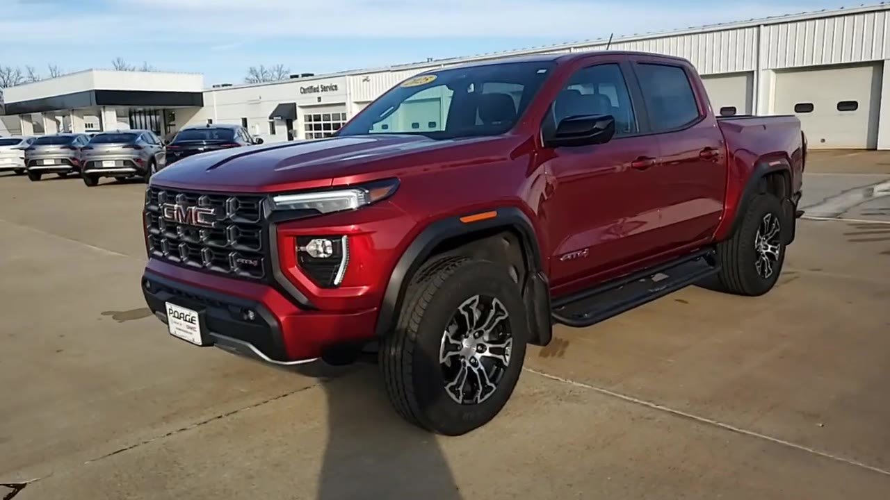 Used 2025 GMC Canyon AT4 w/ Technology Plus Package image 4