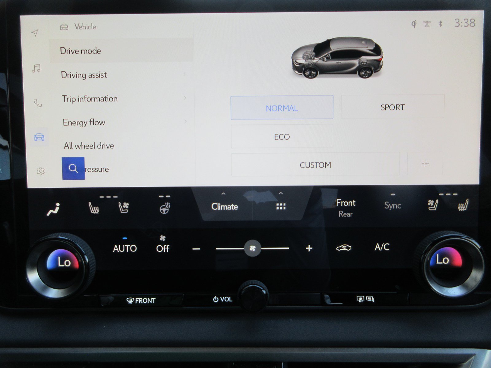 Used 2024 Lexus RX 350h w/ Accessory Package (Z1) AWD/4WD image 38