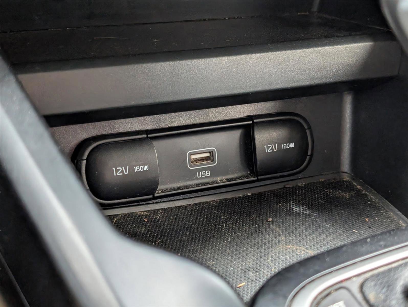 Used 2022 Kia Soul LX w/ Technology Package image 18