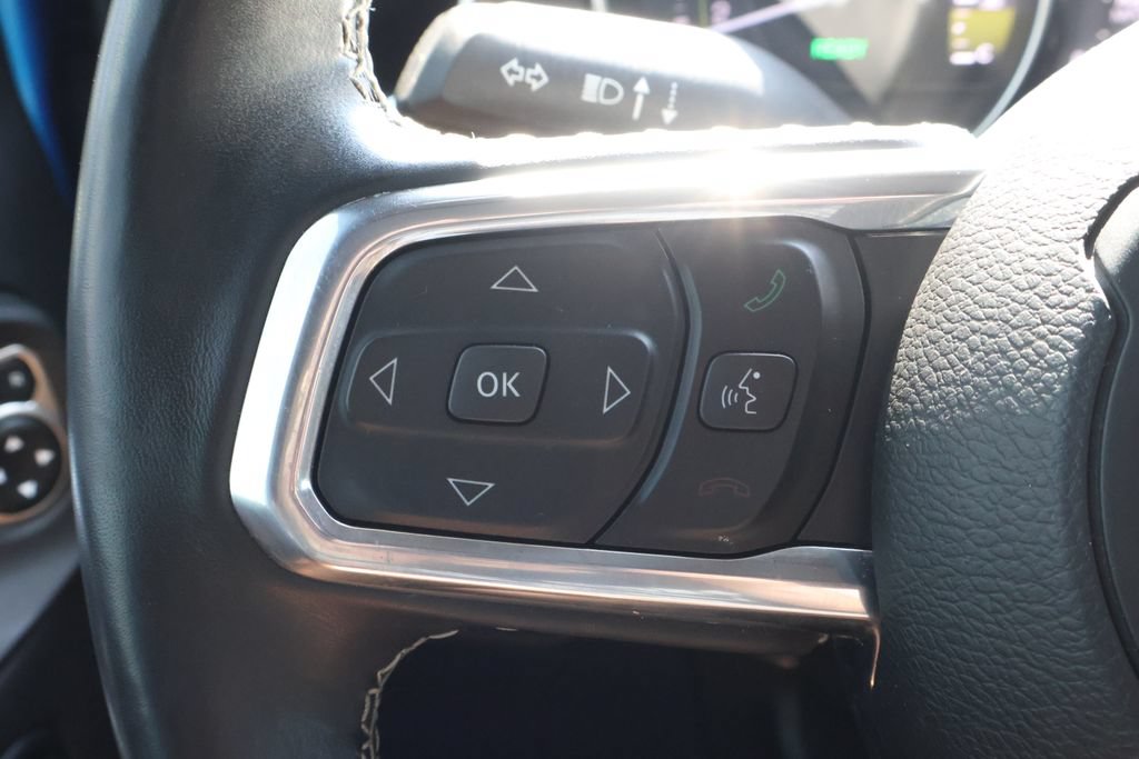 Used 2022 Jeep Wrangler Unlimited Rubicon 4xe w/ Cold Weather Group AWD/4WD image 18